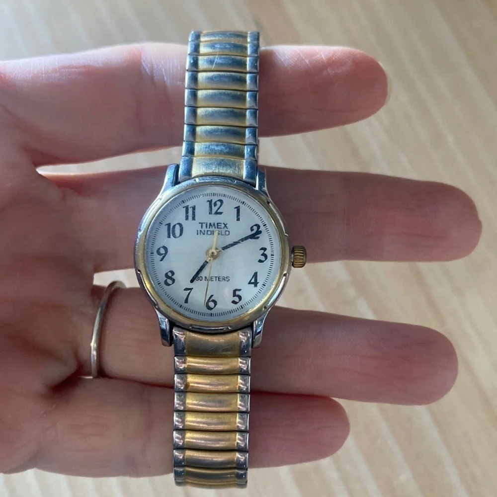 Timex‎ indiglo water resistant watch elastic metal band